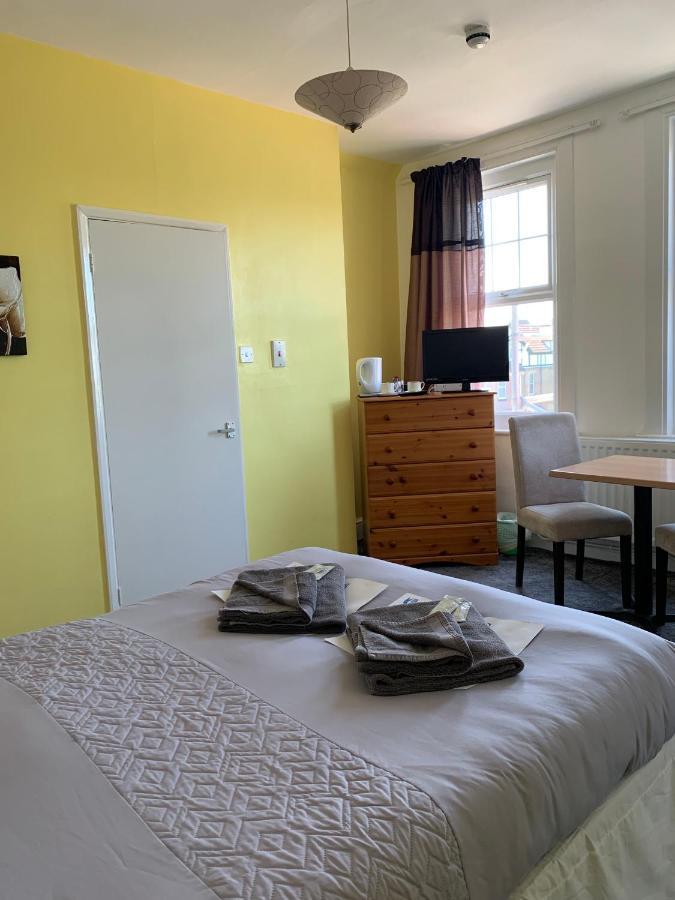 Park Inn Hotel Folkestone فولكستون المظهر الخارجي الصورة
